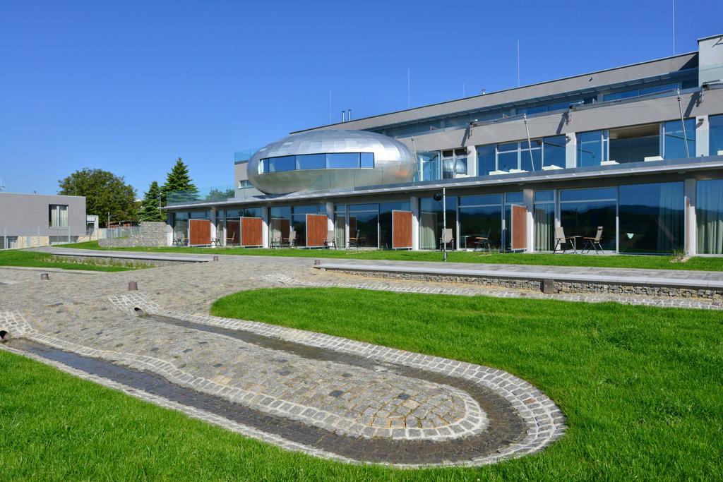Antonie Hotel****Superior Frýdlant Dış mekan fotoğraf